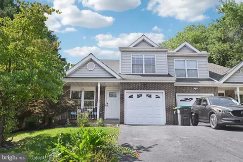 Exterior - 19 Eynon Ct, Hockessin, DE 19707 photo 2 of 14