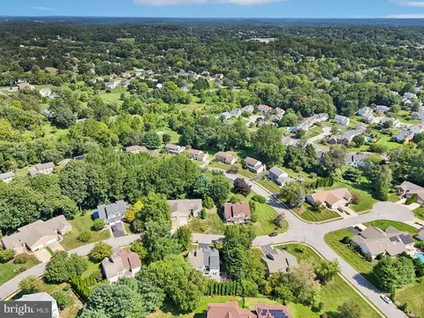 View/Area - 19 Eynon Ct, Hockessin, DE 19707 photo 8 of 13