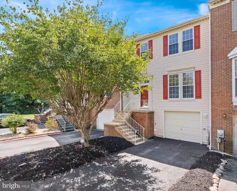 205 Sloan Ct, Wilmington, DE 19808