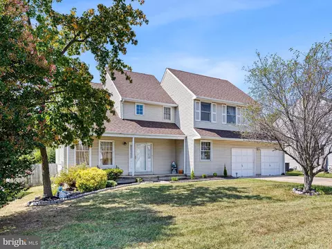 342 Owls Nest Dr, Bear, DE 19701