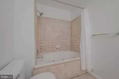 Bath - 720 Lexington Dr, Bear, DE 19701 photo 2 of 2