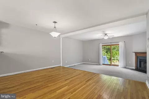 Living - 214 Springwood Dr, Bear, DE 19701 photo 2 of 12