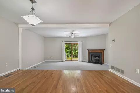 Living - 214 Springwood Dr, Bear, DE 19701 photo 3 of 12
