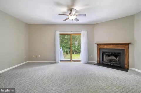 Living - 214 Springwood Dr, Bear, DE 19701 photo 6 of 12