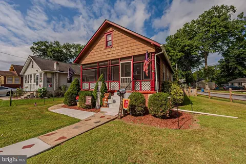 101 Beech Ave, Elsmere, DE 19805