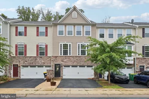 229 W General Grey Ct, Newark, DE 19702