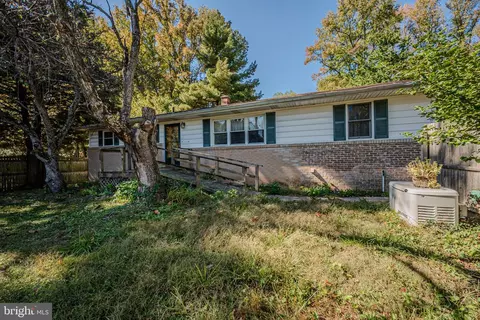 182 Countryside Ln, Bear, DE 19701 photo 1