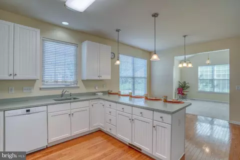 Kitchen - 413 Topiary Ln, Middletown, DE 19709 photo 2 of 7