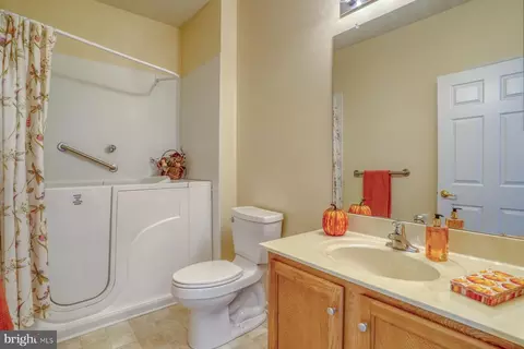 Bath - 413 Topiary Ln, Middletown, DE 19709 photo 1 of 1
