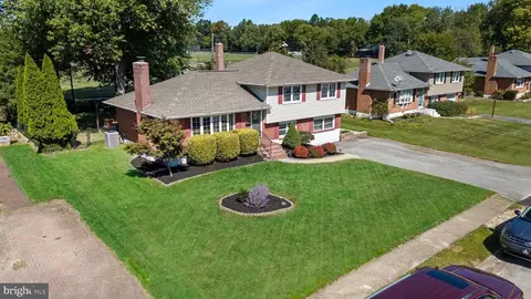 1019 Graylyn Rd, Wilmington, DE 19803