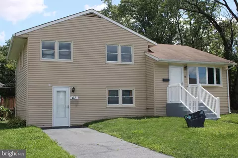 67 Karlyn Dr, New Castle, DE 19720