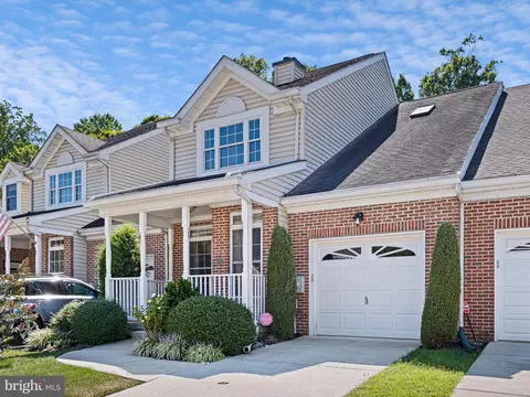 125 Victoria Falls Ln, Wilmington, DE 19808
