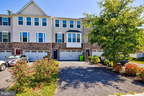238 W General Grey Ct, Newark, DE 19702