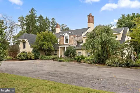 110 Campbell Rd, Wilmington, DE 19807