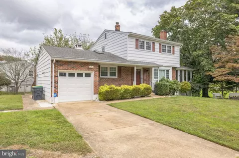 Exterior - 80 Springlake Dr, Newark, DE 19711 photo 8 of 11