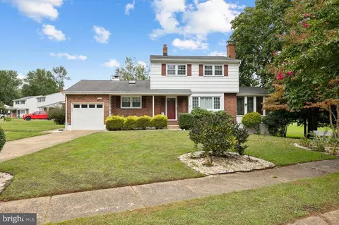 Exterior - 80 Springlake Dr, Newark, DE 19711 photo 3 of 11