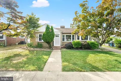 406 Stanton Rd, Wilmington, DE 19804