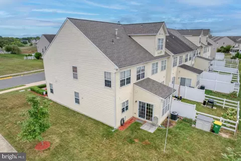 953 Lansdowne Rd, Middletown, DE 19709 photo 3