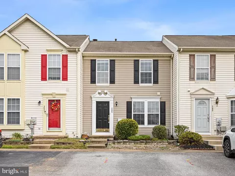 205 Barrett Run Pl, Newark, DE 19702