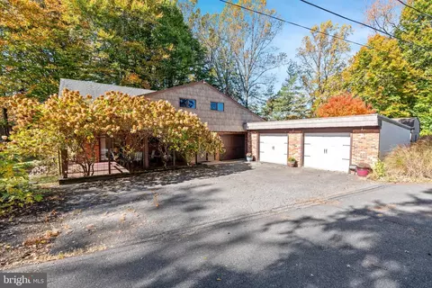 2808 Mill Creek Rd, Wilmington, DE 19808