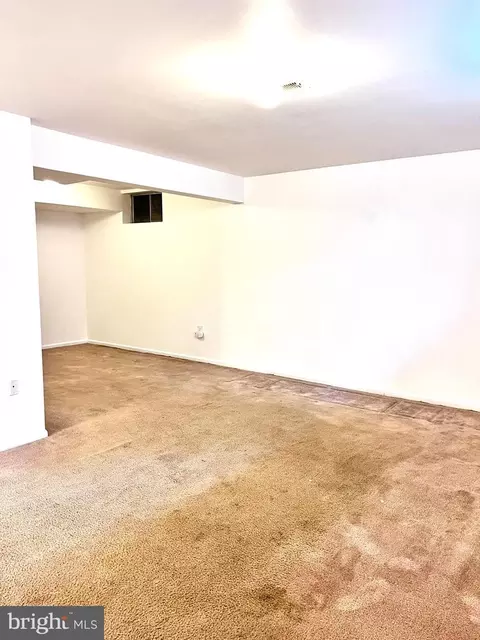 Other - 137 N Katrin Cir, New Castle, DE 19720 photo 6 of 10