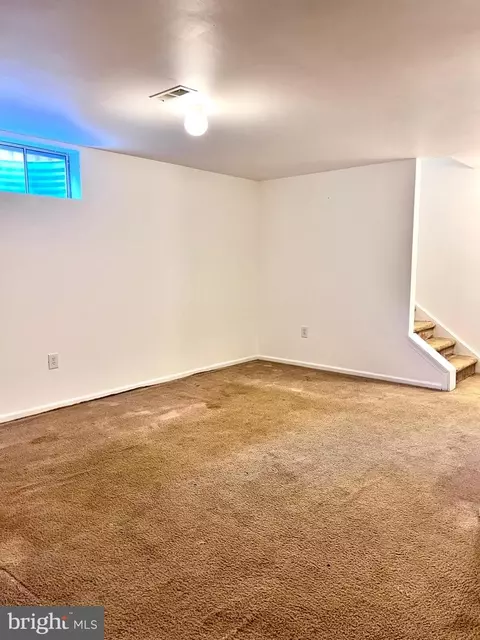 Other - 137 N Katrin Cir, New Castle, DE 19720 photo 8 of 10