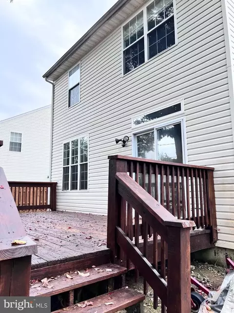 Exterior - 137 N Katrin Cir, New Castle, DE 19720 photo 5 of 6