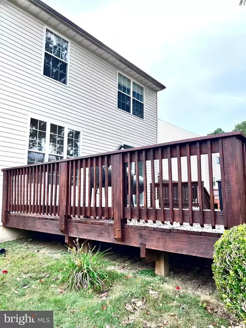 Exterior - 137 N Katrin Cir, New Castle, DE 19720 photo 3 of 6