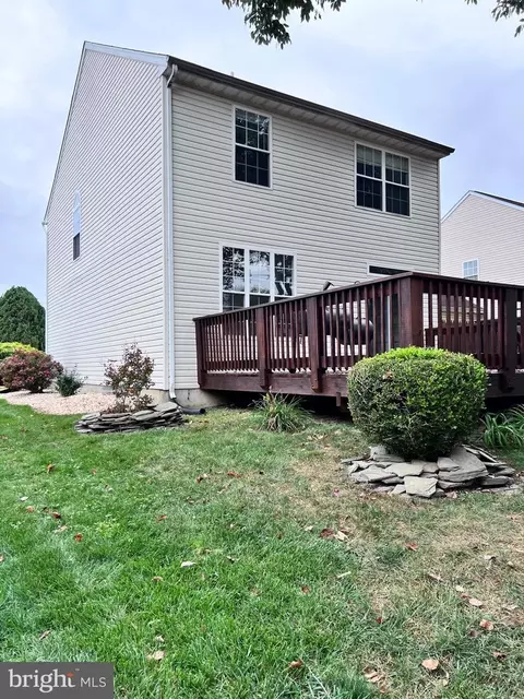 Exterior - 137 N Katrin Cir, New Castle, DE 19720 photo 6 of 6