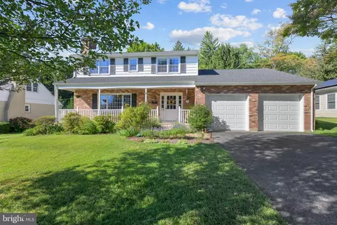 12 Hilton Rd, Wilmington, DE 19810