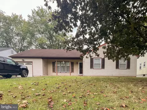 6 Christina Ct, Bear, DE 19701