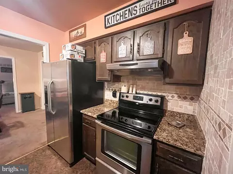 Kitchen - 6 Christina Ct, Bear, DE 19701 photo 2 of 2