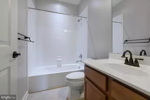 Entry Way - 403 Caledonia Way, Townsend, DE 19734 photo 3 of 11