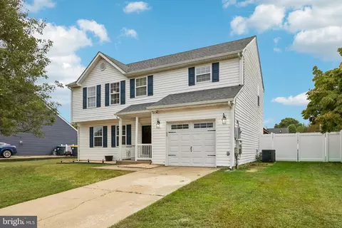 77 Dasher Ave, Bear, DE 19701 photo 2