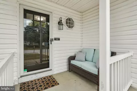 77 Dasher Ave, Bear, DE 19701 photo 3