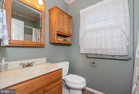 Bath - 134 Brittany Way, Bear, DE 19701 photo 6 of 7