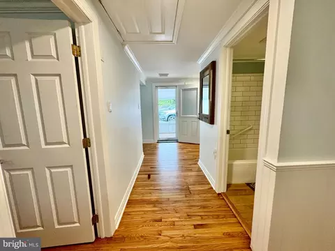 Entry Way - 570 Chestnut St, Townsend, DE 19734 photo 2 of 6