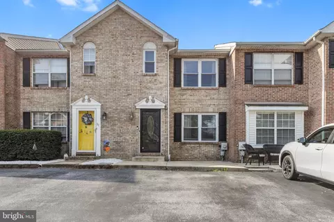 39 Blairville Rd, New Castle, DE 19720