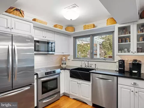 Kitchen - 11 Christopher Ct, Claymont, DE 19703 photo 1 of 3