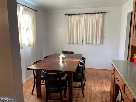 Dining - 302 Darwin Dr, Newark, DE 19711 photo 1 of 1