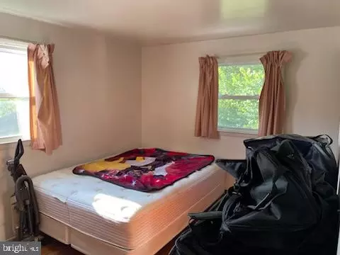 Bedroom - 302 Darwin Dr, Newark, DE 19711 photo 2 of 4