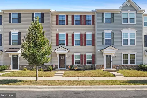 209 Lake Seymour Dr, Middletown, DE 19709
