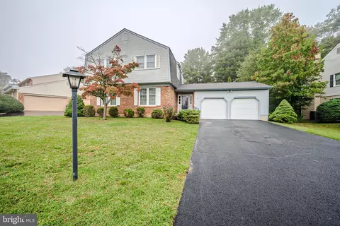 9 Brooklet Dr, Wilmington, DE 19810