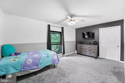 Bedroom - 12 Moores Dr, Bear, DE 19701 photo 4 of 8