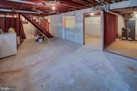 Entry Way - 113 E 38th St, Wilmington, DE 19802 photo 1 of 1