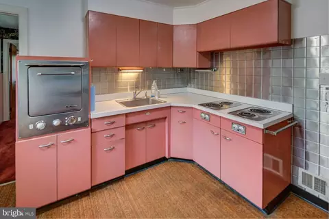 Kitchen - 113 E 38th St, Wilmington, DE 19802 photo 2 of 3