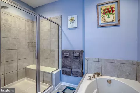 Bath - 118 Pisces Dr, Bear, DE 19701 photo 1 of 2