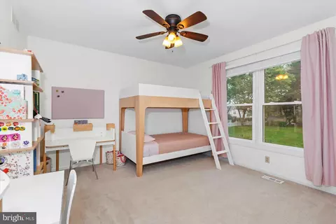 Bedroom - 18 Pine Pl, Newark, DE 19711 photo 4 of 5