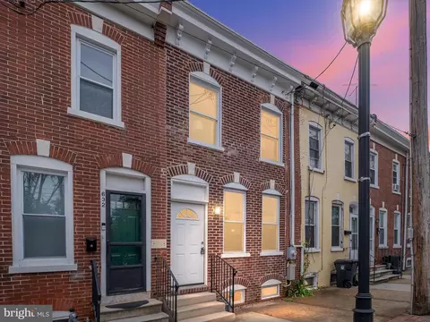 630 E 11th St, Wilmington, DE 19801