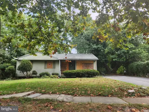 32 Birkshire Rd, New Castle, DE 19720